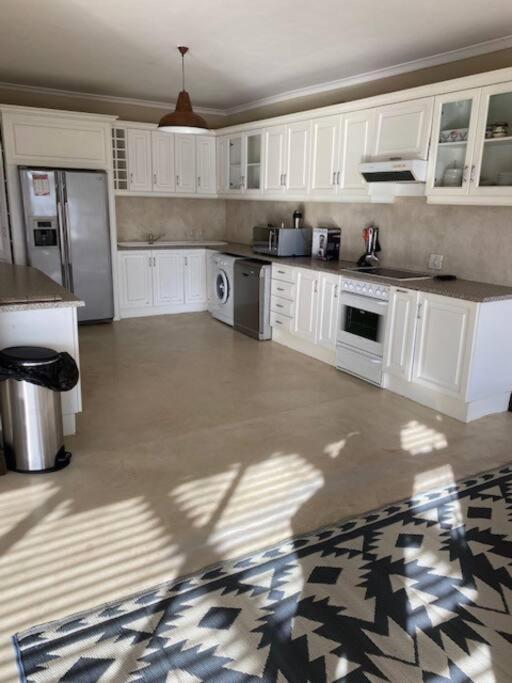 Holiday home Onrus Sunset House